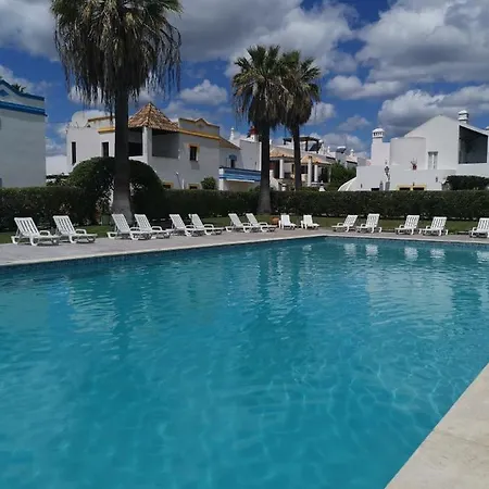 Algarent Quinta Velha Jolie 10 Aparthotel *