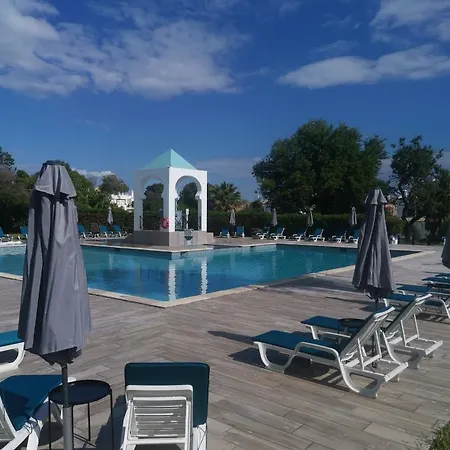 Algarent Quinta Velha Jolie 10 Aparthotel *
